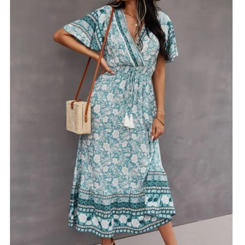 Boho gypsy butterfly sleeve tassel dress - Picture 6 of 7